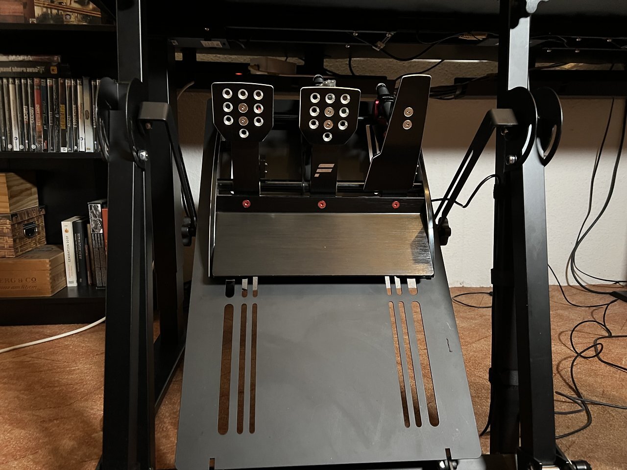[06/10/2025] Moza R12 + GS V2P Lenkrad im Test: Aufbau Bild 3