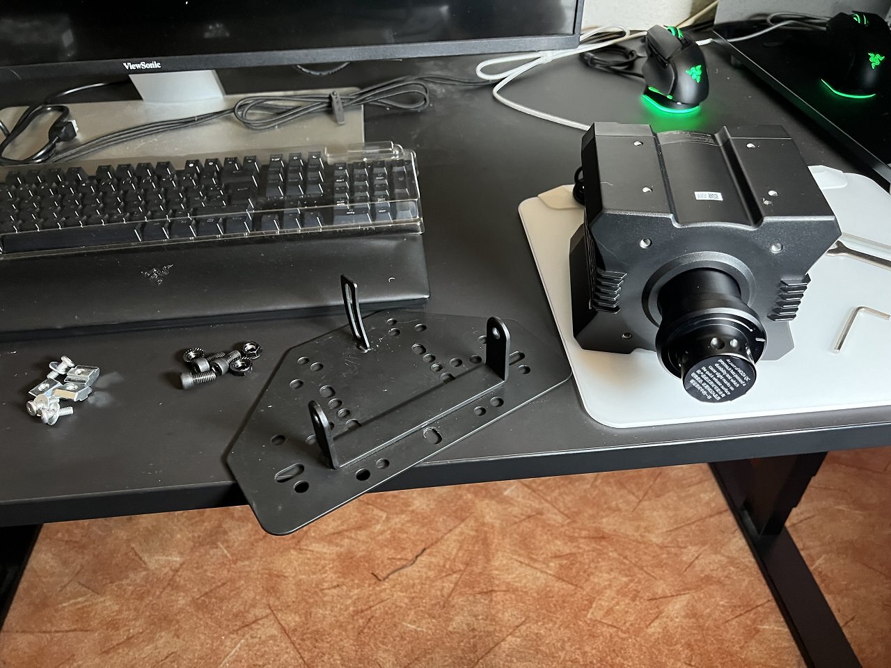 [06/10/2025] Moza R12 + GS V2P Lenkrad im Test: Aufbau Bild 6