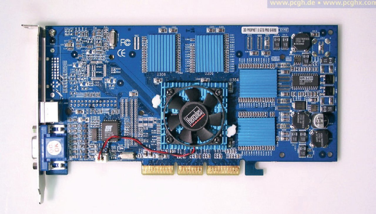 Nvidia Geforce2 GTS: Grafikkarte der Jahrtausendwende &ndash; verdoppelte die Leistung des Vorg&auml;ngers und etablierte Nvidias Dominanz im Gaming-Markt.