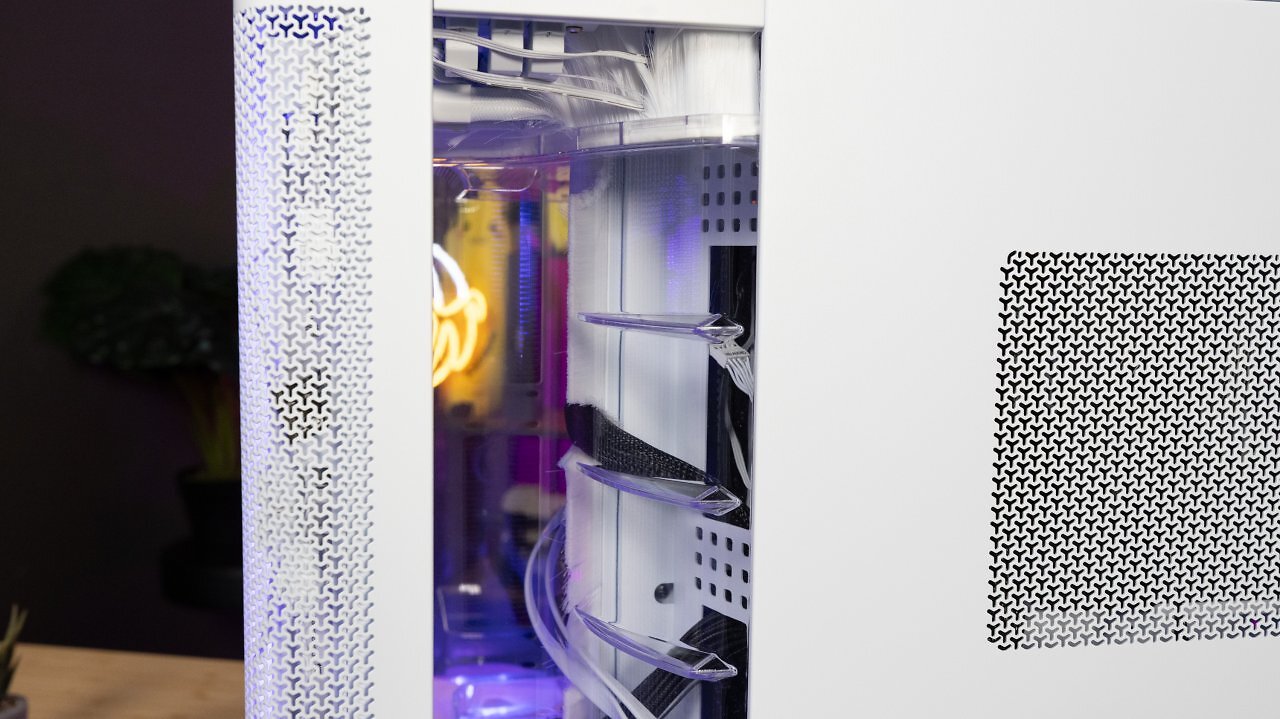 [21/10/2025] Hinter dem Mesh steckt die Technik