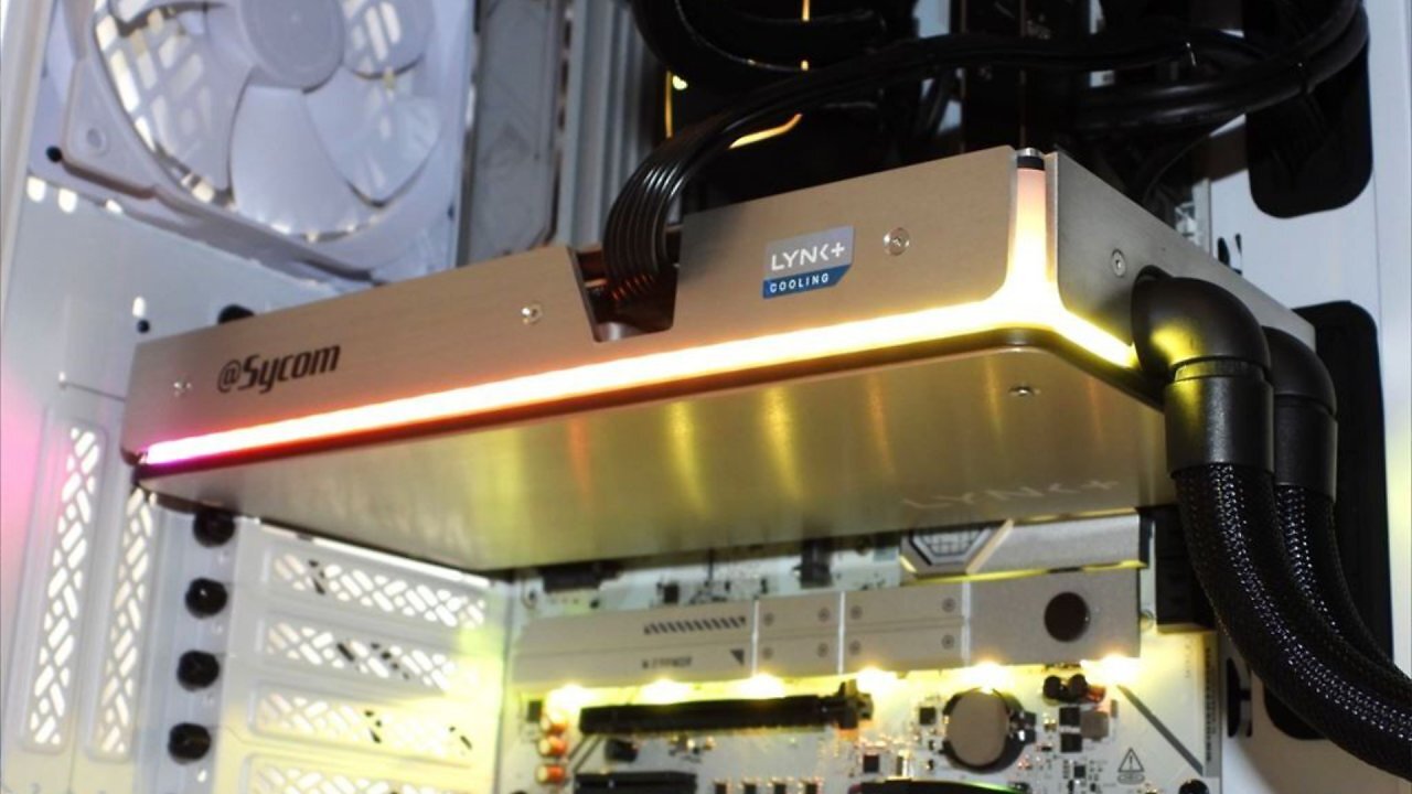[13/10/2025] Diese RTX 5090 aus Japan setzt nicht nur auf eine AiO-Wasserkühlung aus Deutschland, sondern auch auf drei Noctua-Lüfter.