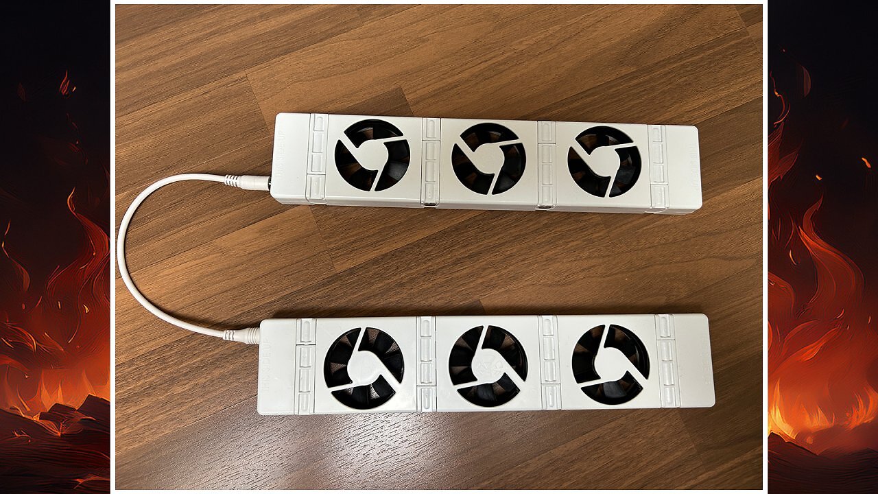 Das SpeedComfort Heizkörperventilator-Set mit 2 Ventilatoren vor einem hölzernen Hintergrund.