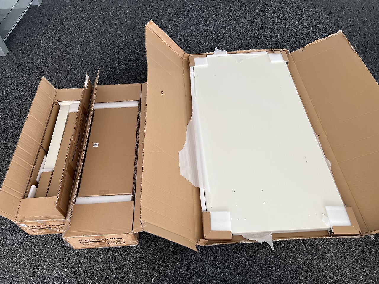 [14/11/2025] Beim Einsatz von Verpackungsmaterial übertreibt es Flexispot nicht. Das ist umweltfreundlich. &nbsp;&nbsp;