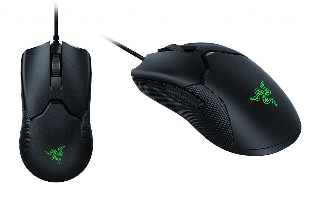 [19/11/2025] Die Viper 8K von Razer kann beim Zocken von Rechts- und Linkshändern gleichzeitig benutzt werden.