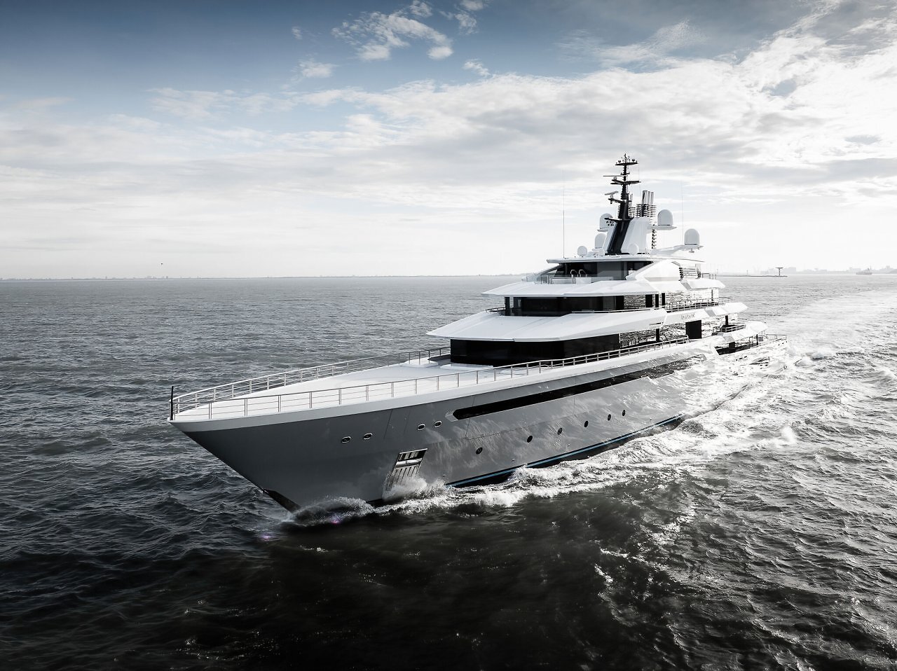 [18/11/2025] Oceanco liefert Leviathan aus (4)