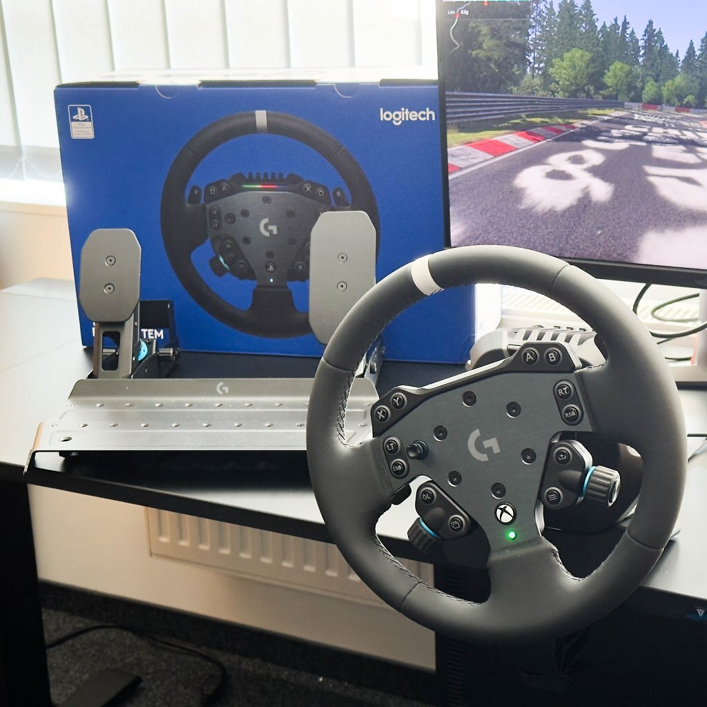 [04/11/2025] Logitech G RS50 System PC/Xbox + RS Pedals im Test: 800-Euro-Lenkrad-Set mischt Mittelklasse auf