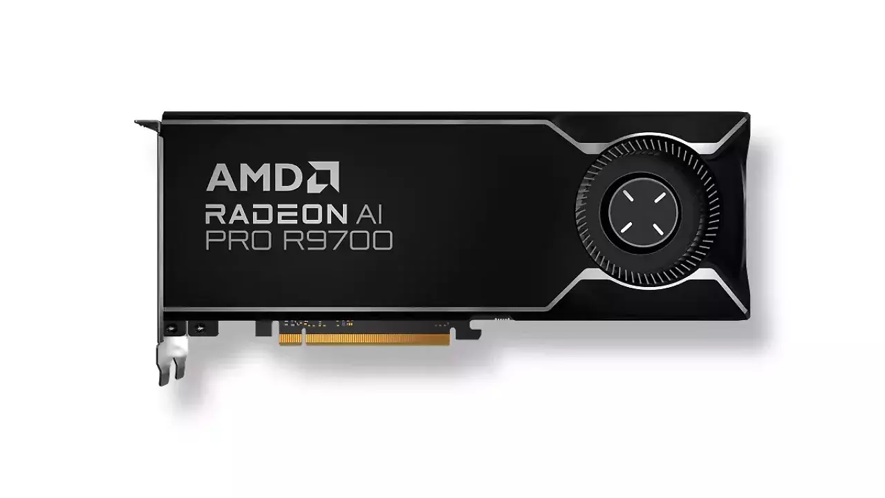 [11/12/2025] R9700