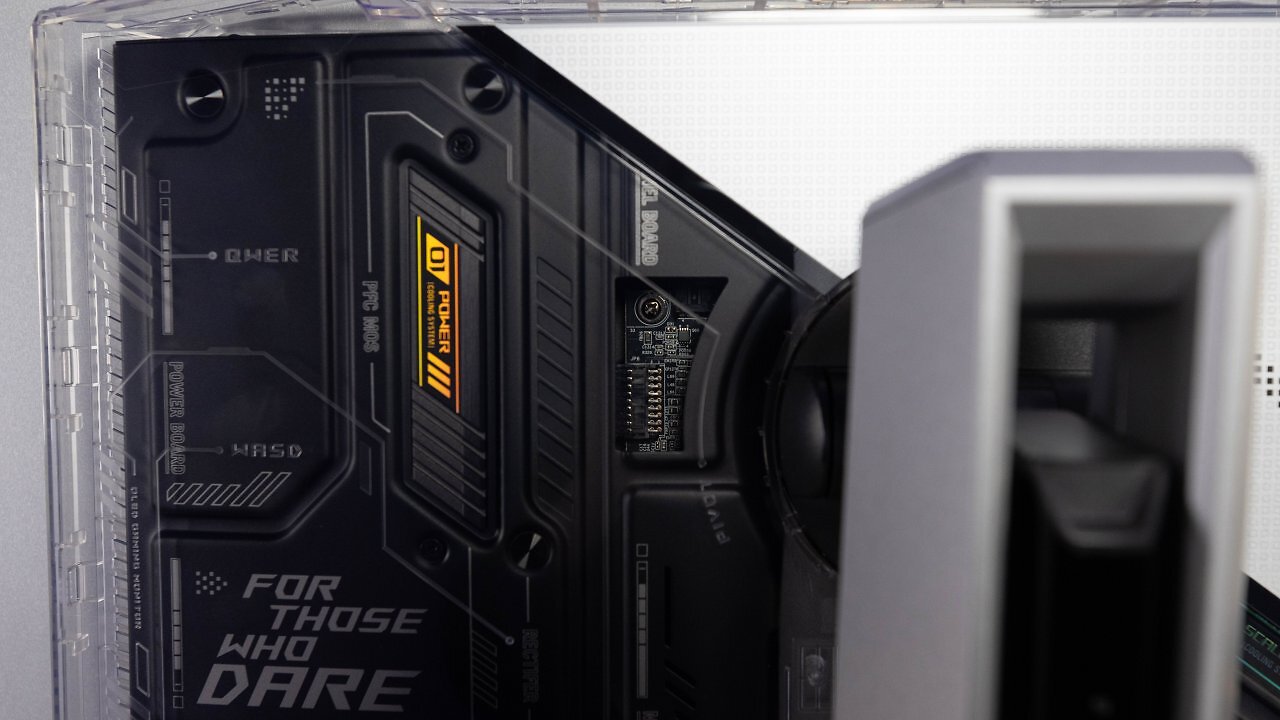 [02/12/2025] Asus ROG Swift OLED PG27AQWP-W (6)