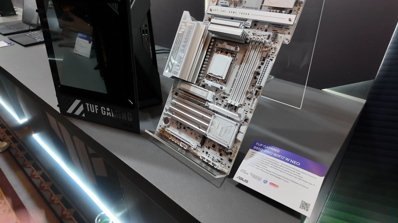 [09/01/2026] Auf der CES: Asus TUF B850-Pro WiFi7 Q Neo