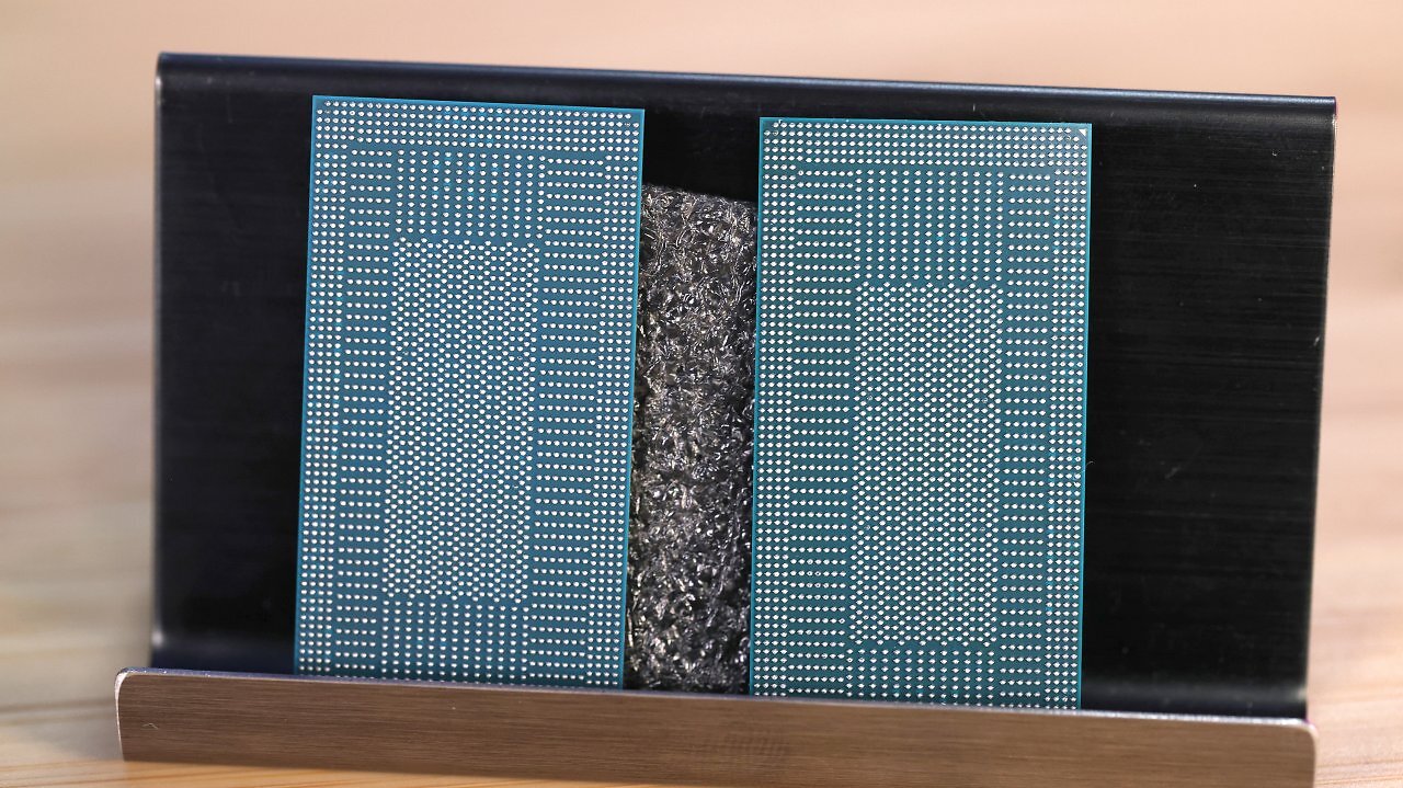 [26/01/2026] Intel Panther Lake: Core Ultra 300 Package Die Shot Backside