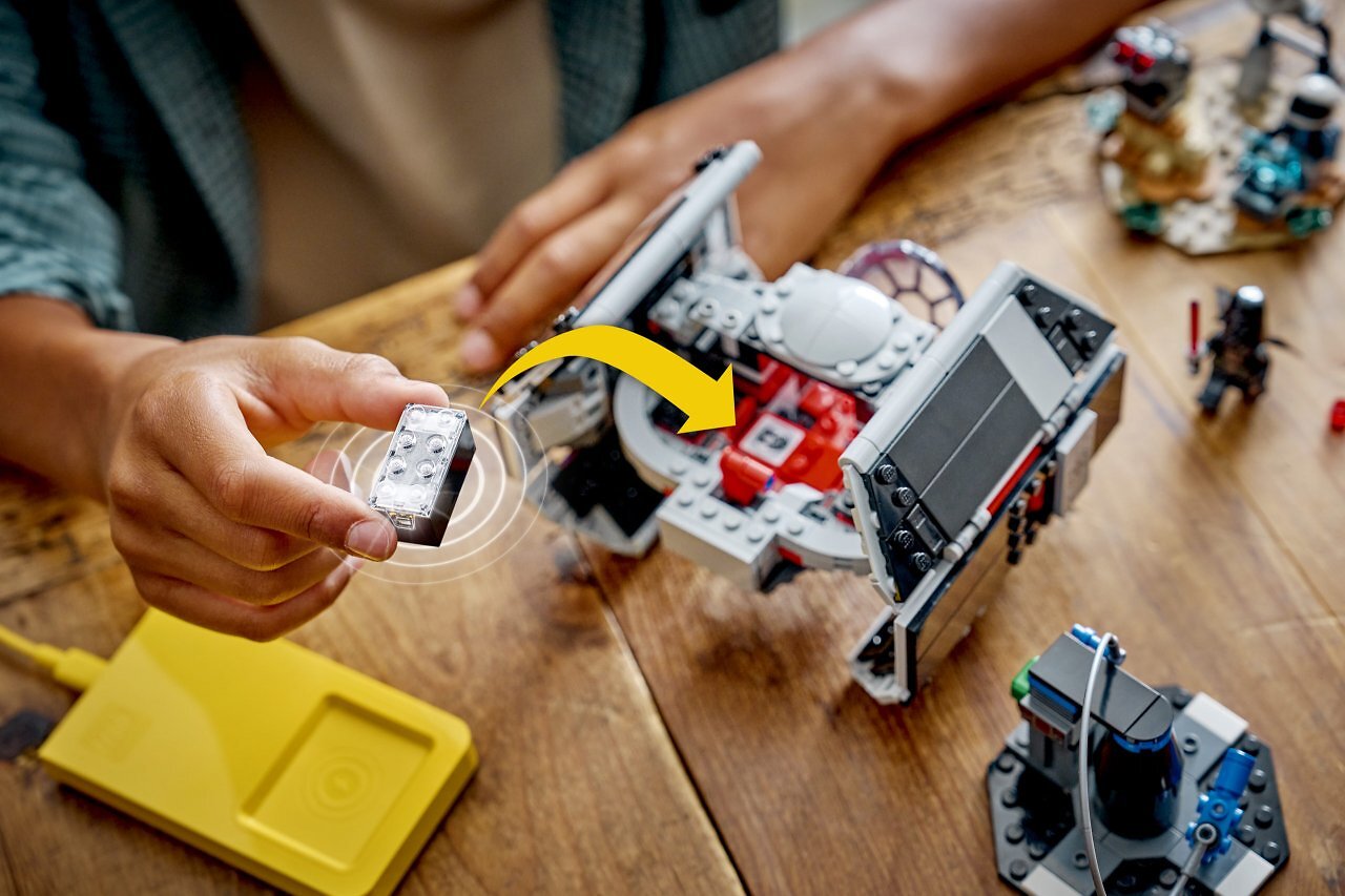 [06/01/2026] Lego trifft auf Star Wars: Clevere Steine mit Licht- und Geräuschsensoren sowie Mini-Lautsprecher (7)
