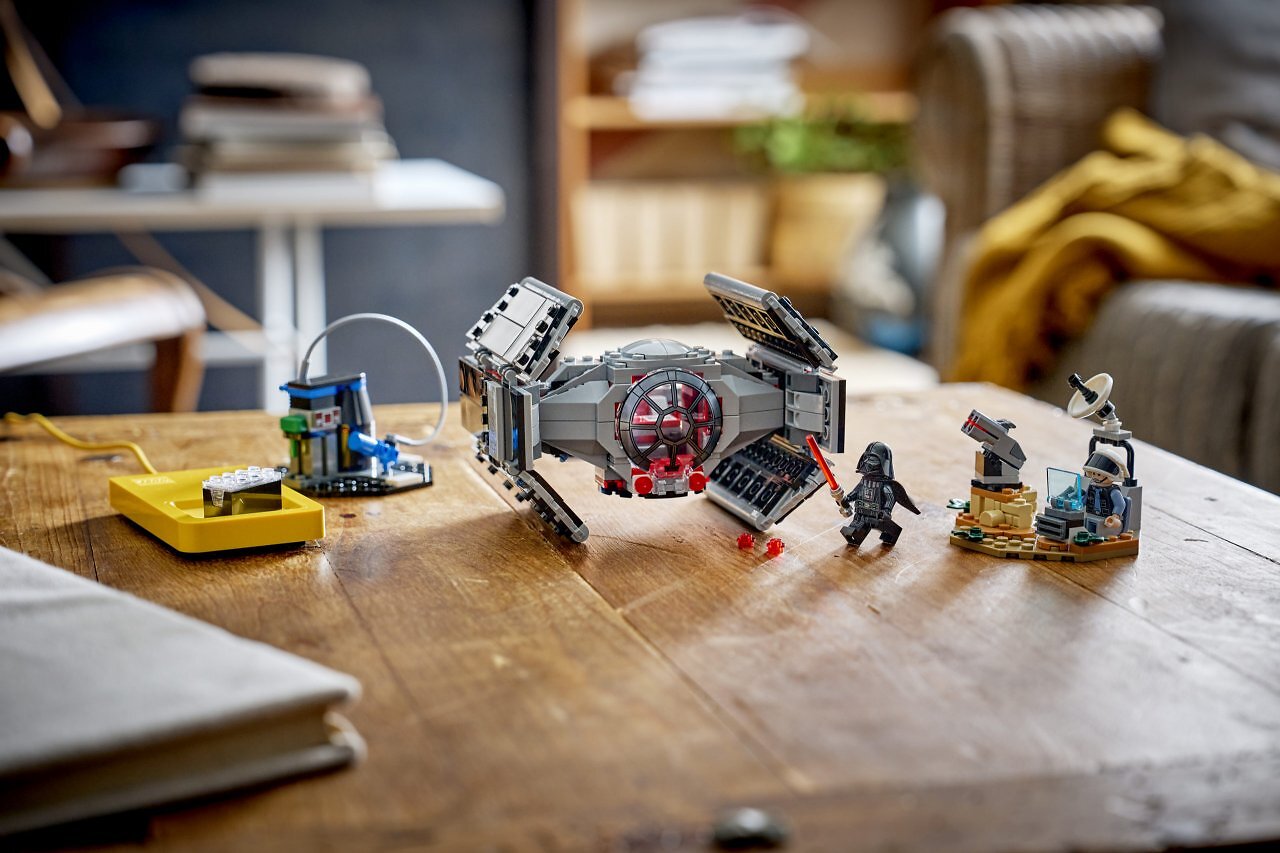 [06/01/2026] Lego trifft auf Star Wars: Clevere Steine mit Licht- und Geräuschsensoren sowie Mini-Lautsprecher (9)