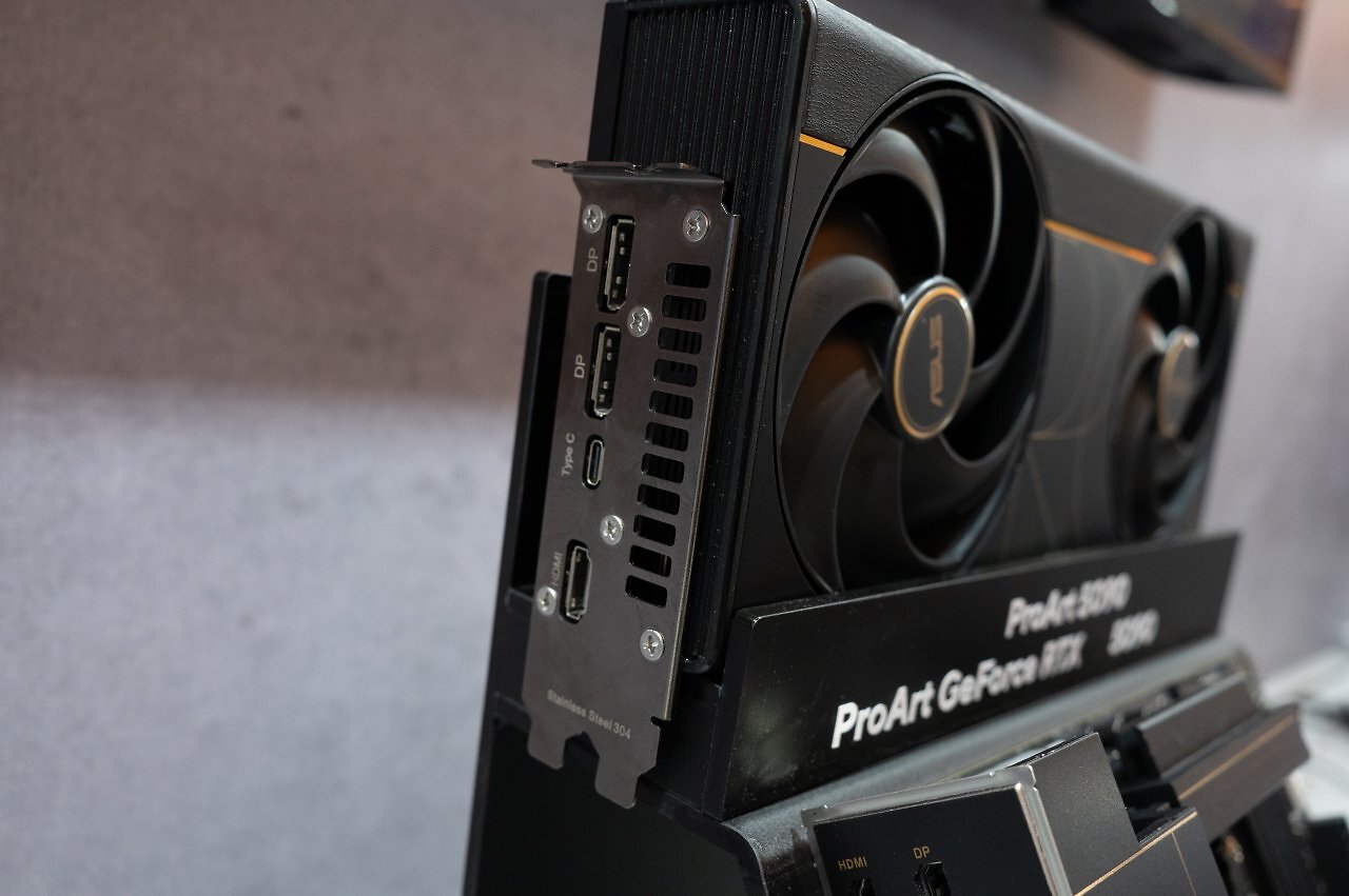[08/01/2026] Geforce RTX 5090: Neue Proart-Grafikkarte von Asus ist jetzt offiziell (4)