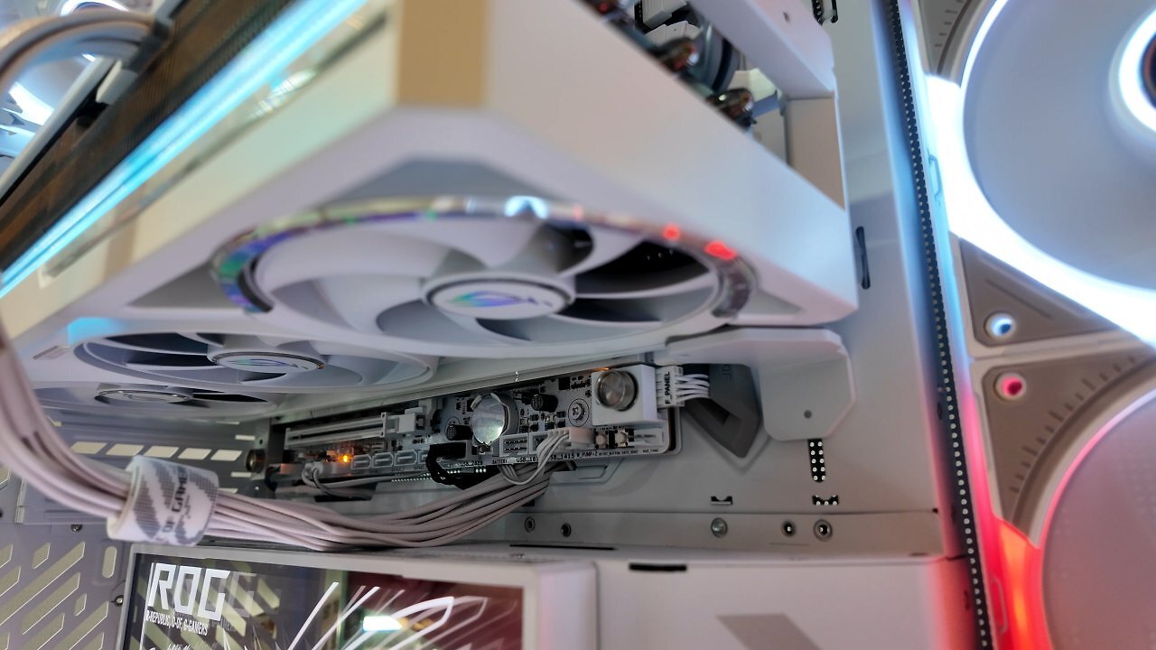 [09/01/2026] Asus ROG Cronox: Fotos von der Messe (9)