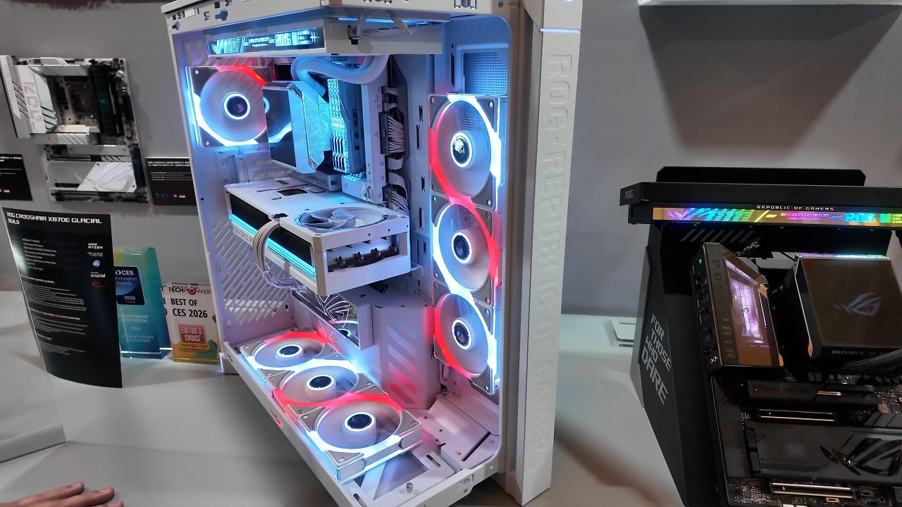 [09/01/2026] Asus ROG Cronox: Fotos von der Messe (3)