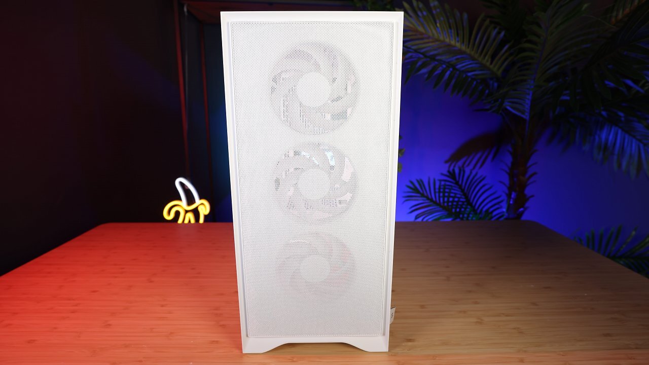 [03/02/2026] Statt eines Staubfilters gibt es an der Front des Pop 2 Air nur eine Mesh-Abdeckung.