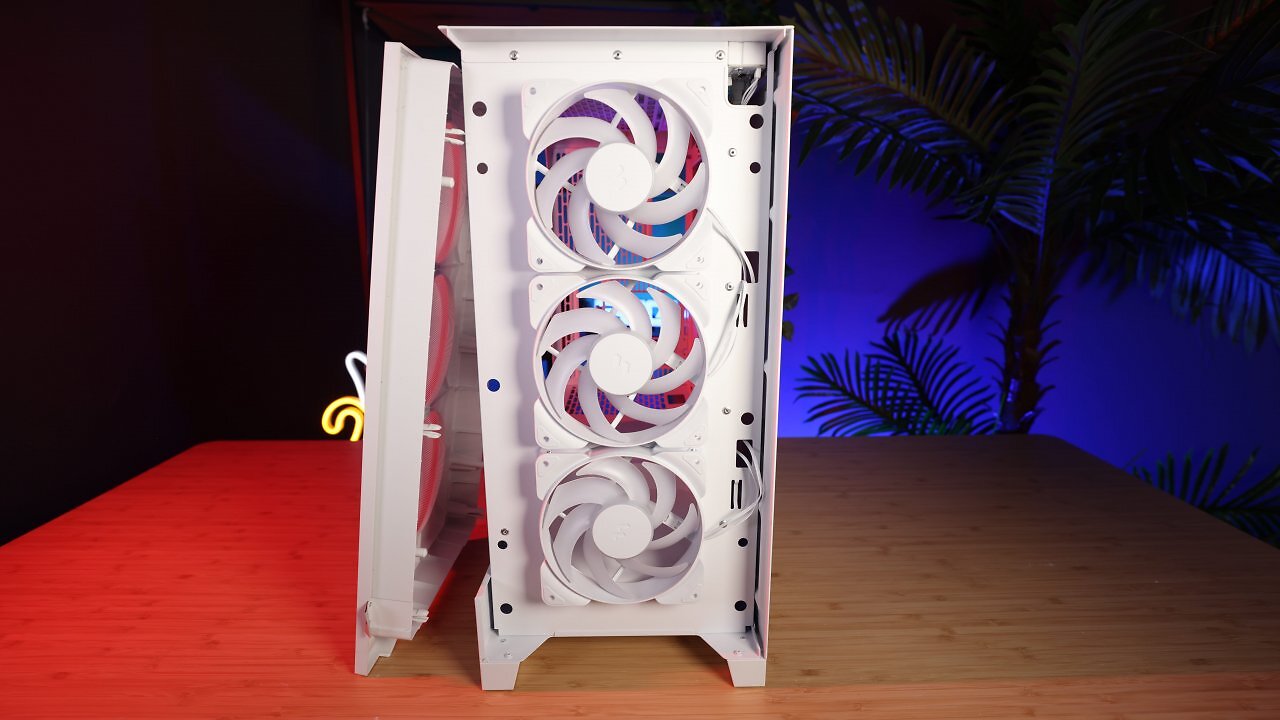 [03/02/2026] An der Front gibt es keinen Platz für einen Radiator.