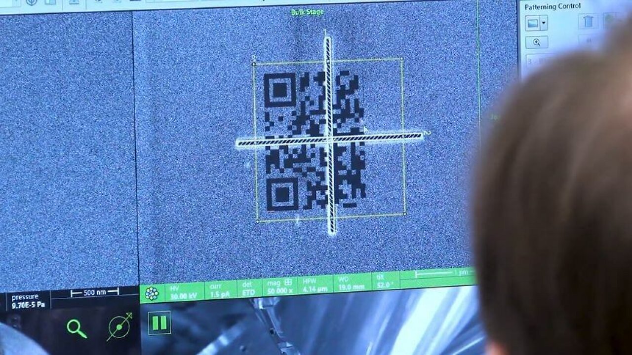 [20/02/2026] Der kleinste QR-Code der Welt, entwickelt von der TU Wien und Cerabyte.