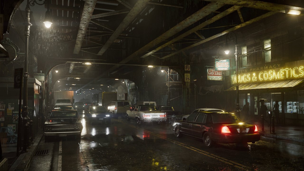 [25/02/2026] Interessantes Detail: Abseits Leons Porsche wirkt der restliche Verkehr in Raccoon City eher wie die USA in den späten 1990er- oder frühen 2000er-Jahren. Viele Malaise-Era-70er- und -80er-Karossen, sogar einige 60er-US-Schlitten prägen das Bild. Zu den modernsten Fahrzeugen zählt der in den späten 90ern allgegenwärtige Crown Vic.Dies ist vermutlich weniger dem Zwecke geschuldet, Leons Porsche möglichst modern und hervorstechend wirken zu lassen, sondern wohl eher dem düsteren Look und Feel von Thriller-Filmen wie 