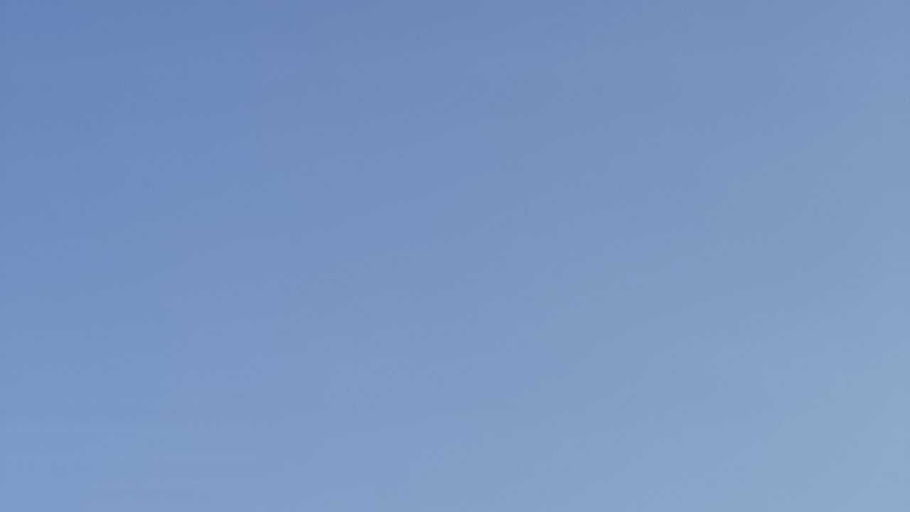 Bild eines blauen Himmels