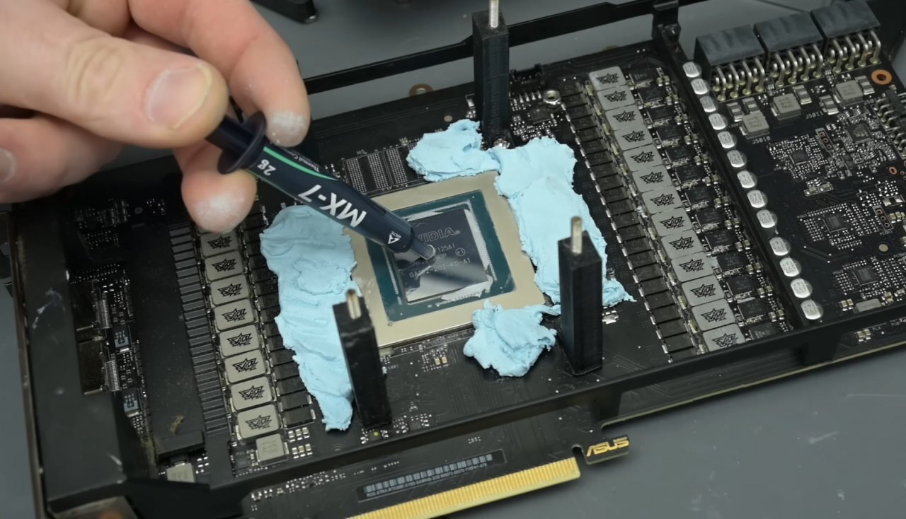 [31/03/2026] RTX 3080 mit Server-AIO liefert deutlich kühlere VRAM-Temperaturen und mehr Leistung.