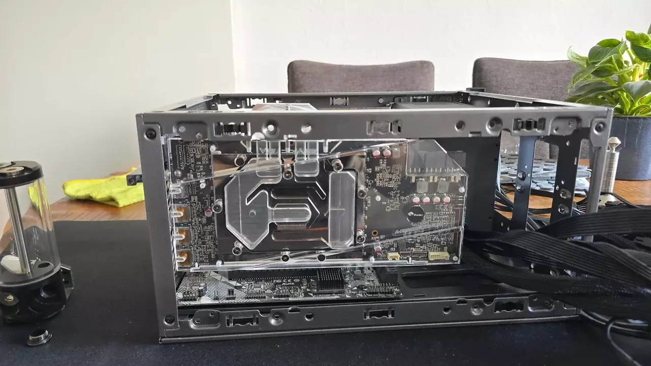[14/04/2026] Der fast fertige PC-Aufbau offenbarte ein letztes Problem - Stand jetzt.