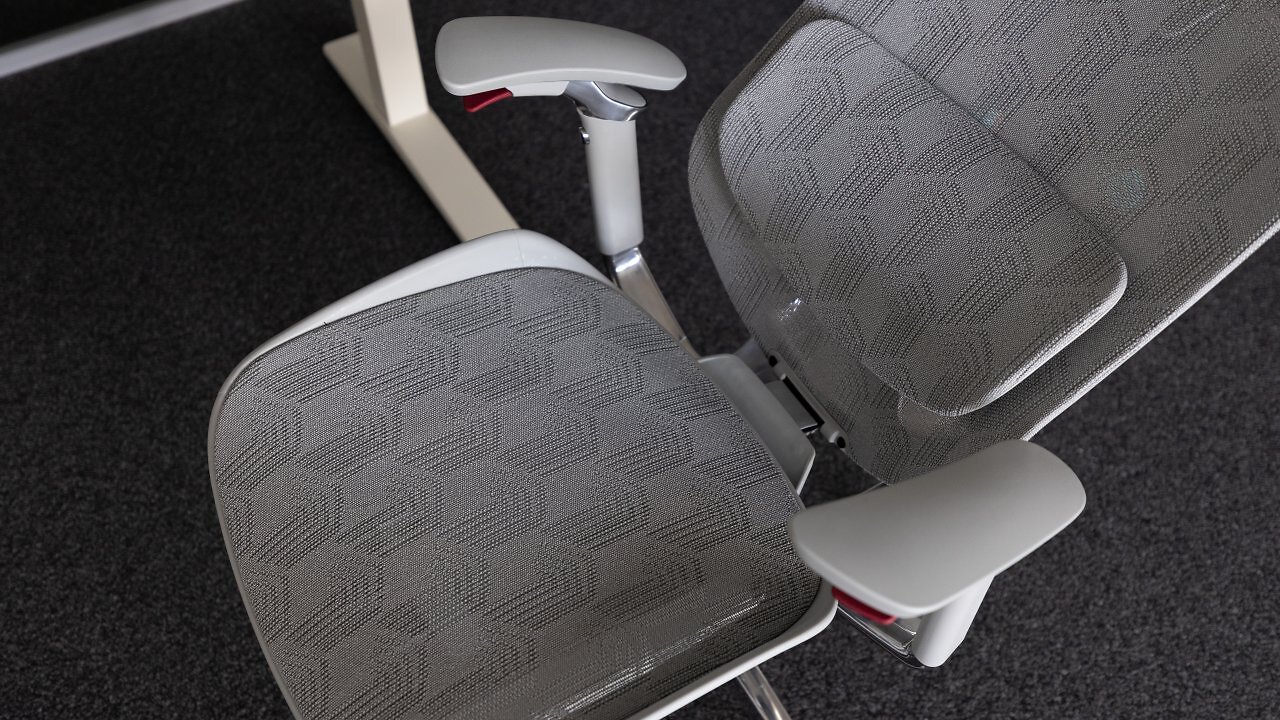 Flexispot Apollo im Test: Oberklasse beim Preis, aber auch bei Ergonomie und Sitzkomfort? (1)