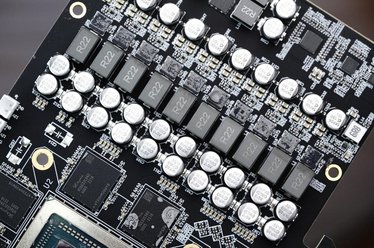 [20/05/2026] Lisuan LX 7G100 als limitierte Founders Edition erschienen (1)