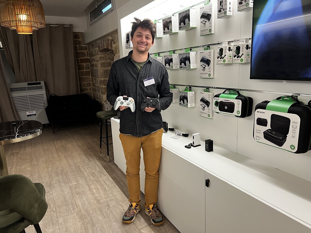 [29/05/2026] Romain André ist Business Development Manager bei Nacon und erklärt uns unter anderem im Interview, warum Hall-Effekt-Sticks gegen Drift helfen und warum die 8.000-Hz-Frage kompliziert ist.