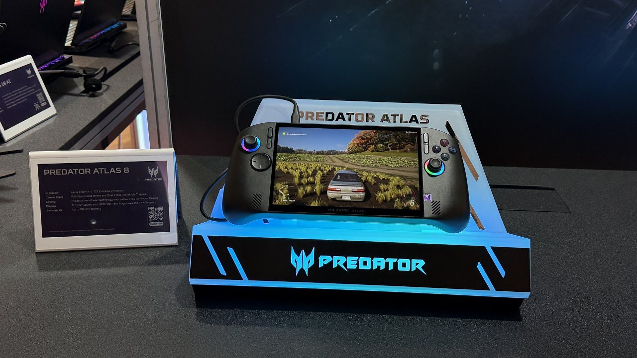 [02/06/2026] Acer Predator Atlas 8 mit Intel Arc G3 Extreme samt Arc B390 und 24 GiB LPDDR5X-Speicher.