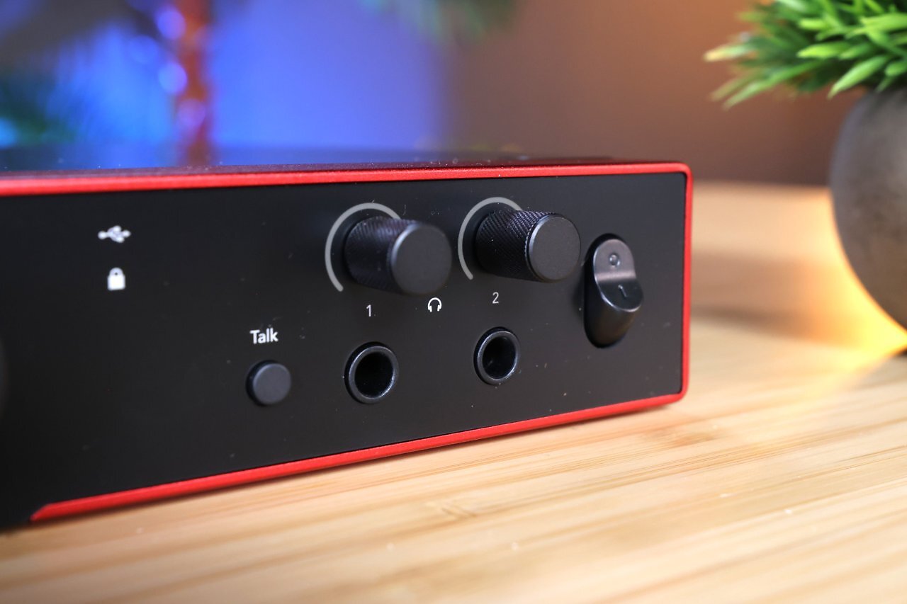 [30/06/2026] Focusrite Scarlett 2i2 & 18i20 (9)