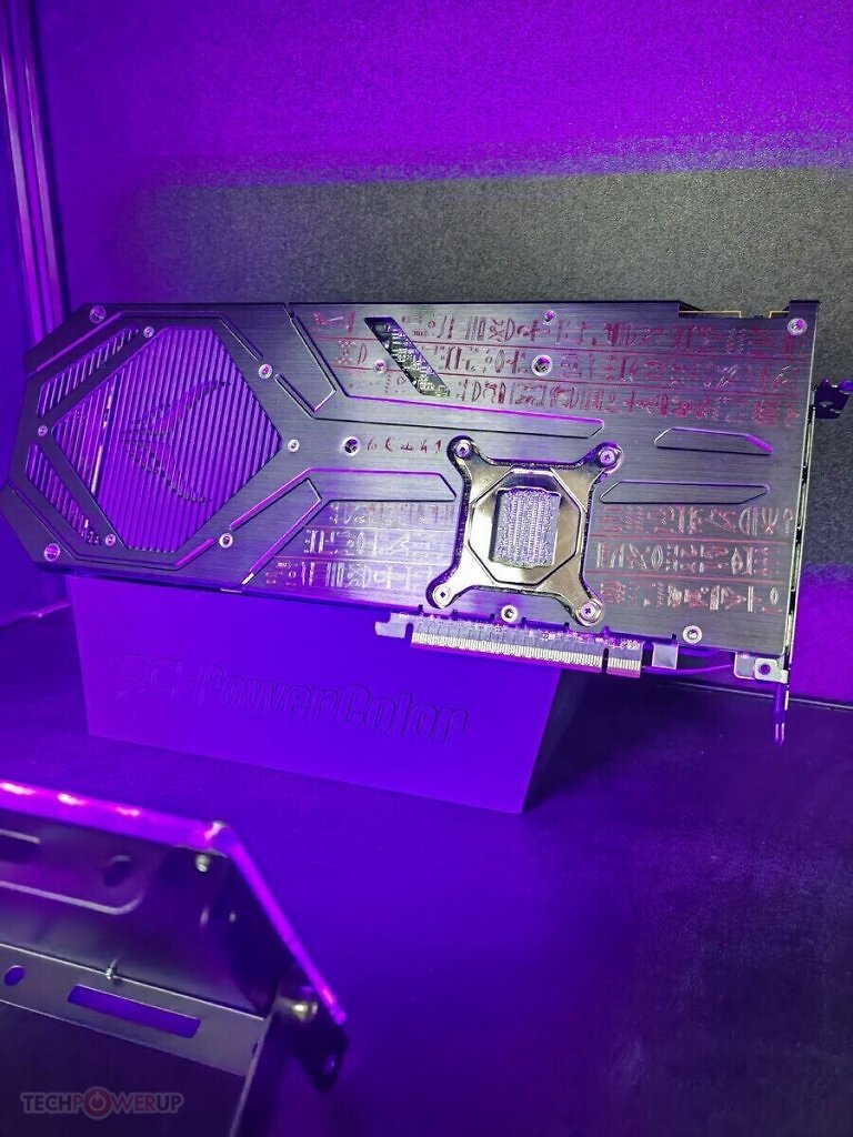 [05/06/2026] Powercolor hat zur Computex 2026 mehrere Radeon-Prototypen mit UV-aktivem Artwork gezeigt.