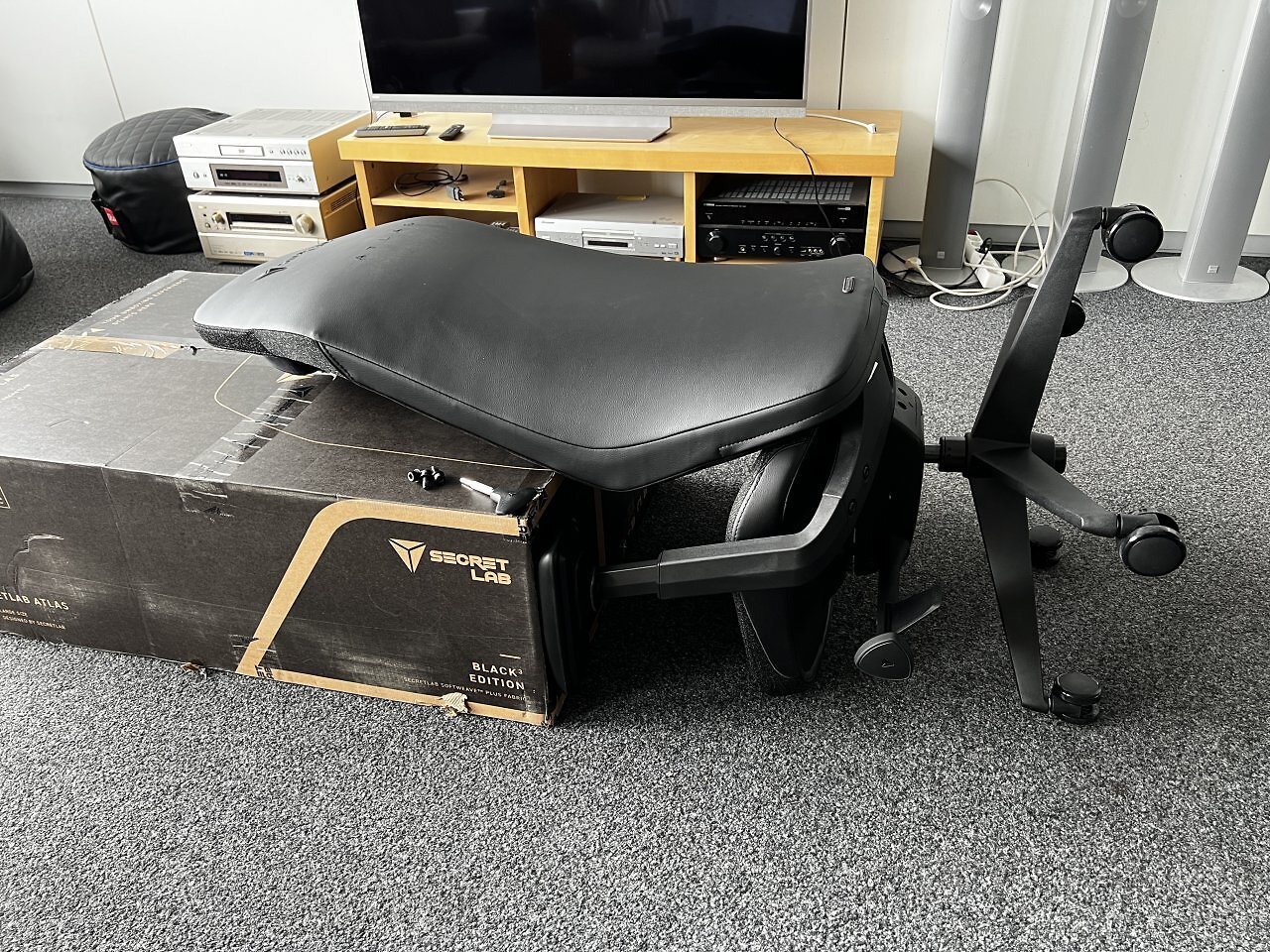 [08/06/2026] Secretlab Atlas Black3 L: Bild 12 Aufbau