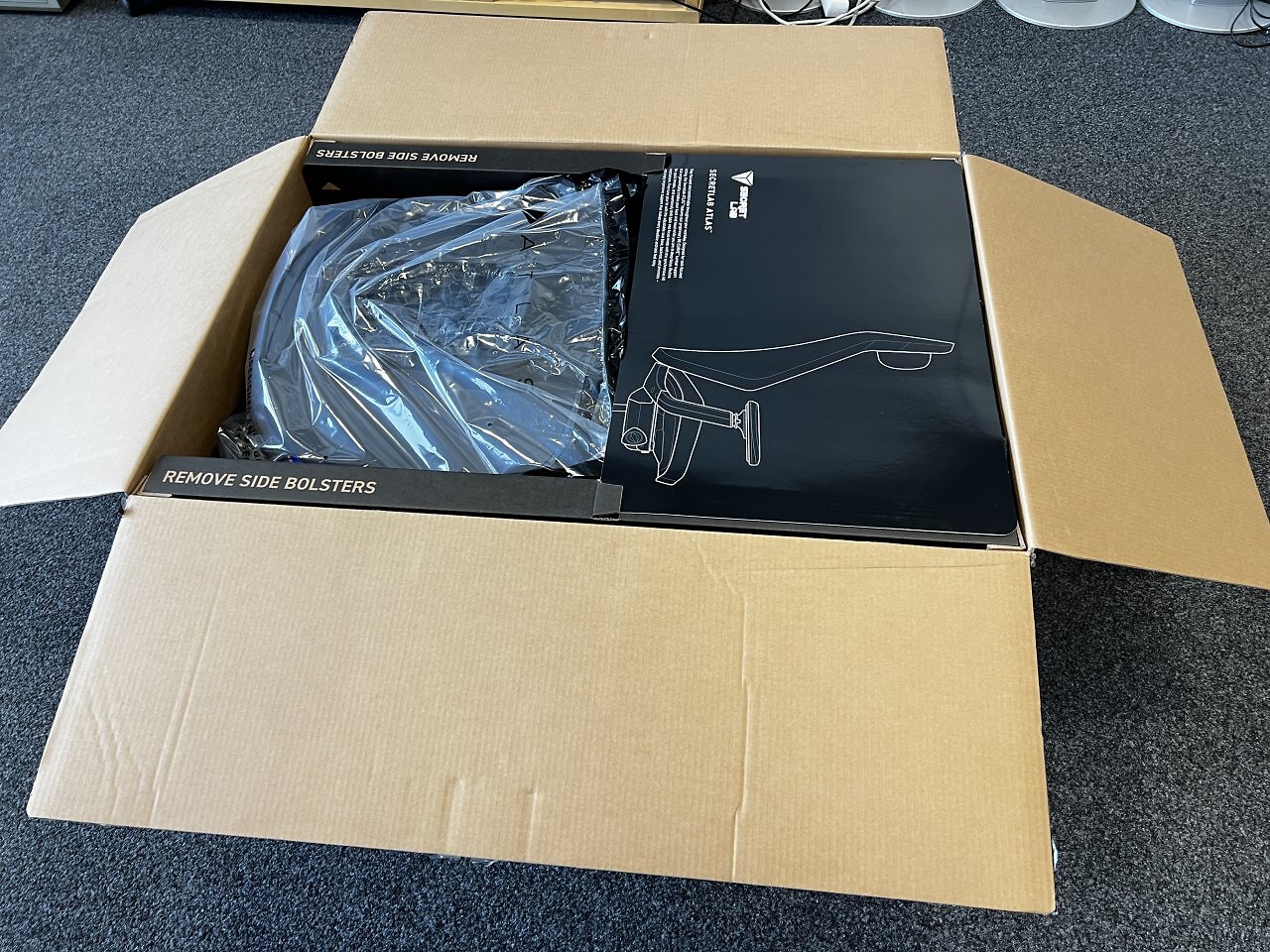 [08/06/2026] Secretlab Atlas Black3 L: Bild 2 Aufbau