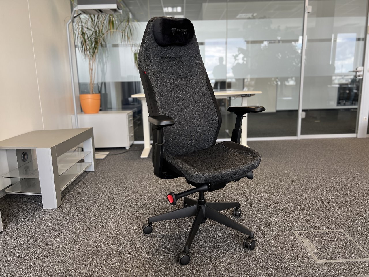[08/06/2026] Secretlab Atlas Black3 L im Test: Büro- statt Gaming-Stuhl?