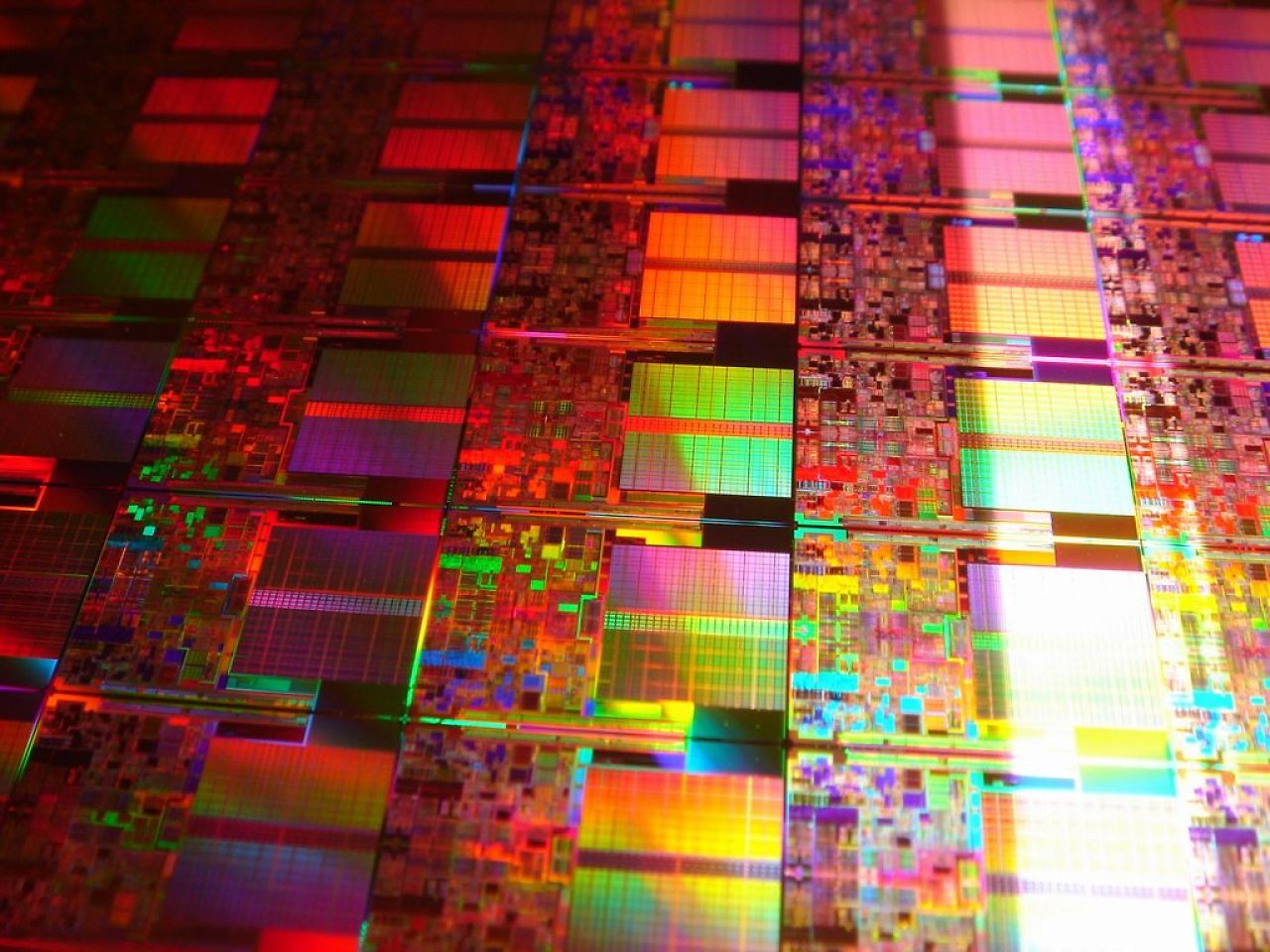 [24/07/2026] Wafer mit Intel Core 2 Duo alias 