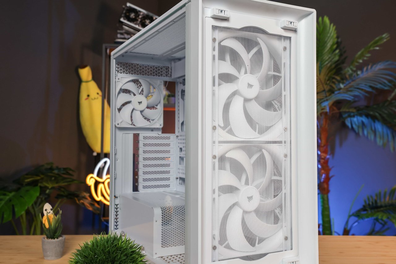 [06/07/2026] Corsair Frame 5000D Wood RS: 3-mal 420 mm Radiatorfläche im Test (14)