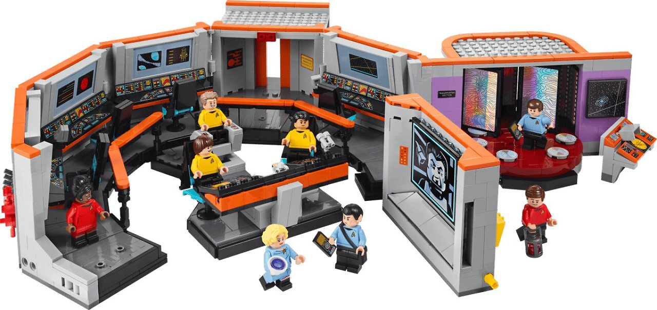 [28/07/2026] Bisher nur bei Lego vorbestellbar: die Brücke der Enterprise - ohne verdammtes A, B, C oder D.