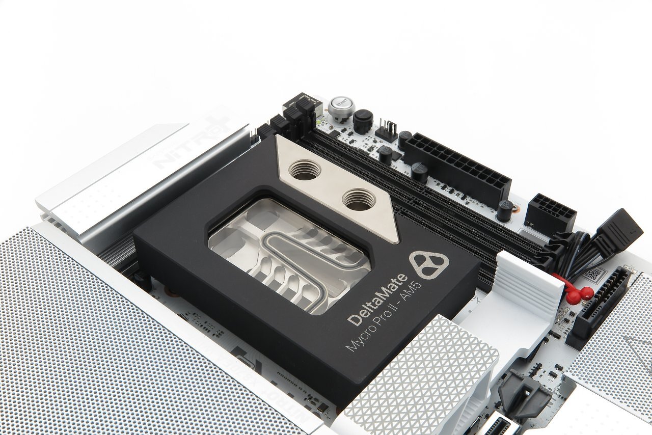 Thermal Grizzly Delta Mate MPII with cover fitted – understated and elegant.