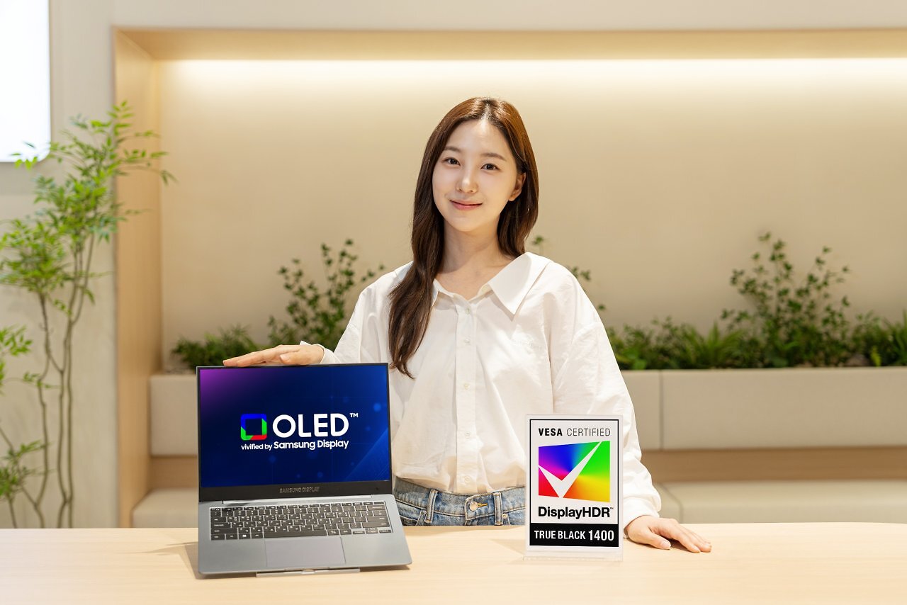 [21/07/2026] Samsung startet Tandem-OLED für Notebooks: Bis zu 1.600 Nits und doppelte Lebensdauer (1)