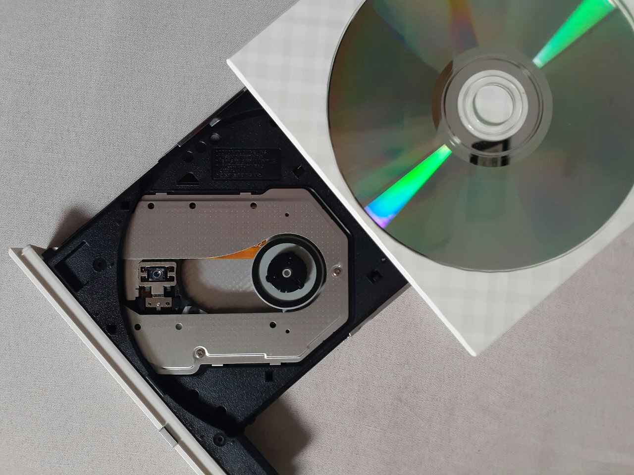 [24/07/2026] Sony beendet 2028 die Disc-Produktion für neue Playstation-Spiele. Disgaea-Schöpfer Sohei Niikawa hält dagegen - und stellt sogar den Sinn der Konsole infrage.
