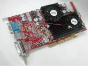 Das erste Bild einer Radeon 9800 lieferte uns Club 3D. Auffällig: der gro&szlig;e Kühlkörper mit zwei Lüftern.