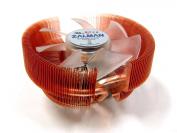 Stattliche 475 Gramm wiegt Zalmans CNPS8700 LED .