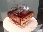 Xilence XQ: ein Vertikalmodell mit rahmenlosem Lüfter. Weitere Bilder finden Sie in der Galerie. (Bild: PCGH)