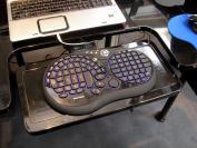 Wie sieht jemand aus, der mit dieser Tastatur spielt?