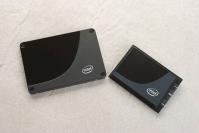 [b]Intel SSD[/b]: Prototyp der 2,5-Zoll und des 1,8-Zoll-Modells.