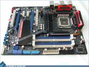 Das [b]Maximus II Formula [/b]aus dem Hause [b]Asus[/b] besitzt eine markante Optik (mehr Bilder in der Galerie)