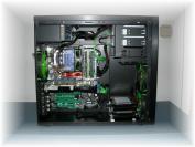 [b]PC Games Hardware Extreme[/b]: PCGHX-User "heroe" hat seinem Lancool K7 eine neue Optik verpasst und im gleichen Zuge auch noch sämtliche Kabel ansehnlicher gestaltet. Mehr Informationen zu seinen Modifikationen finden Sie im Thread [url=http://extreme.pcgameshardware.de/tageb-cher/15999-meine-hardware-zieht-um-lancool-k7.html] Meine Hardware zieht um.... Lancool K7[/url].