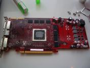 Die Kollegen von Bit-tech.net [url=http://www.pcgameshardware.de/aid,645691/Bildergalerie/Weitere_Bilder_der_Radeon_HD4850_aufgetaucht/]präsentierten [/url]uns bereits einige vermeintliche Bilder einer [b]Radeon HD4850[/b], nun vergessen die Herren ihre guten Manieren und schauen der Dame auch mal unter den [url=http://www.bit-tech.net/news/2008/06/05/amd-hd-4850-rv770-gpu-die-shot/1]Rock bzw. den Kühler[/url].