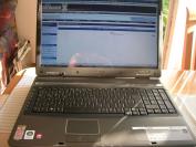 PCGHX-User Adrenalize hat das 17-Zoll-Notebook Acer Travelmate 7520G einem umfangreichen Test unterzogen.